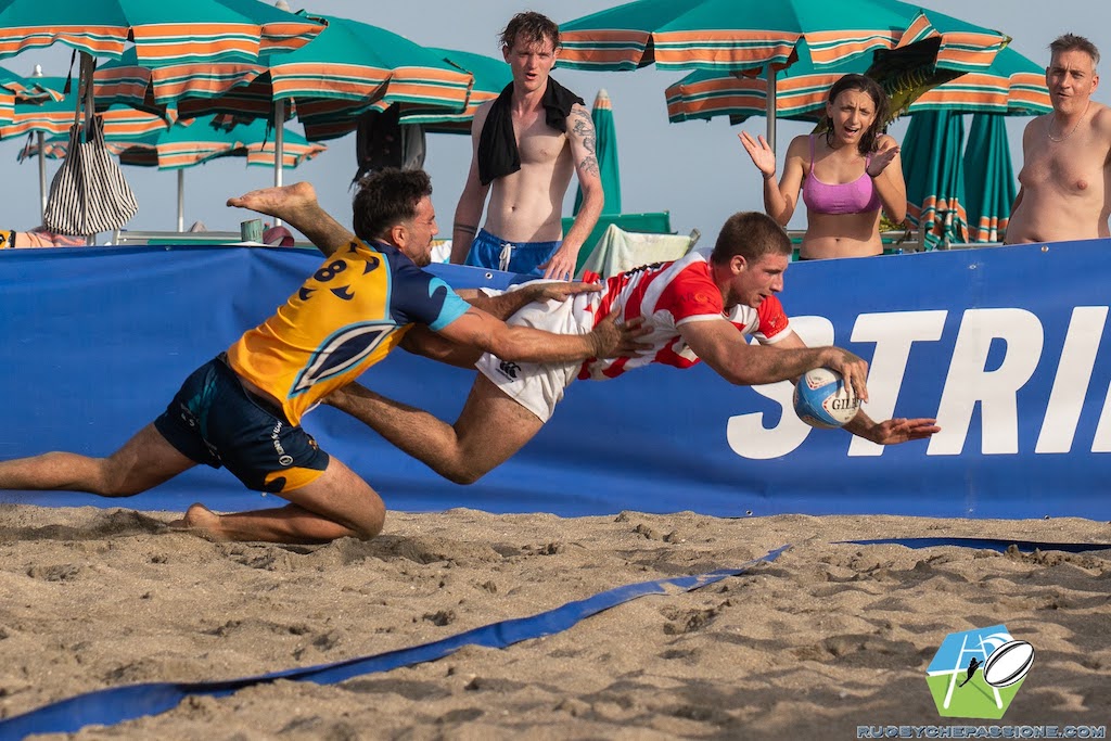 beach terracina 2024 10